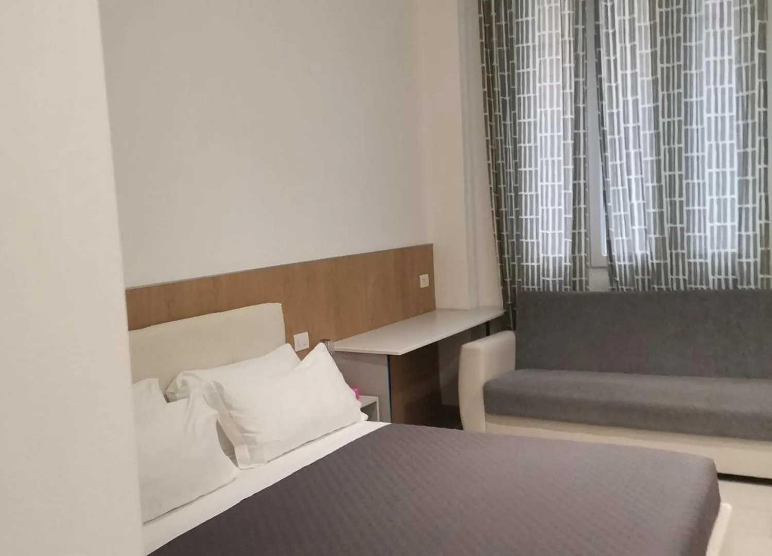 Milan Cenisio 3 Bed & Breakfast 0*,