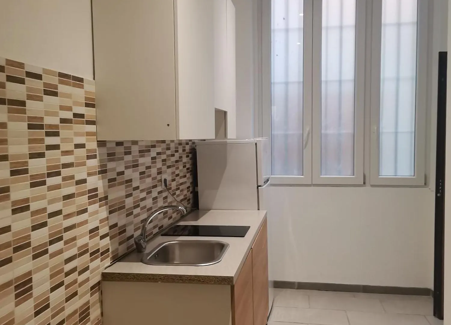Milan Cenisio 3 Bed & Breakfast 0*,  Italy